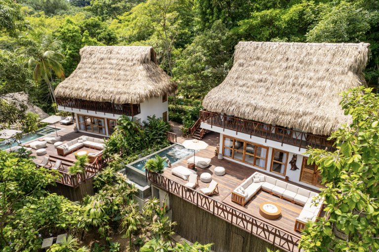 hotel de lujo durante luxury bachelorette retreat en colombia con segua 85.