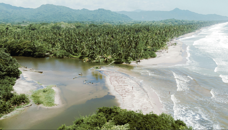 desembocadura rio tayrona bachelorette en colombia segua 126