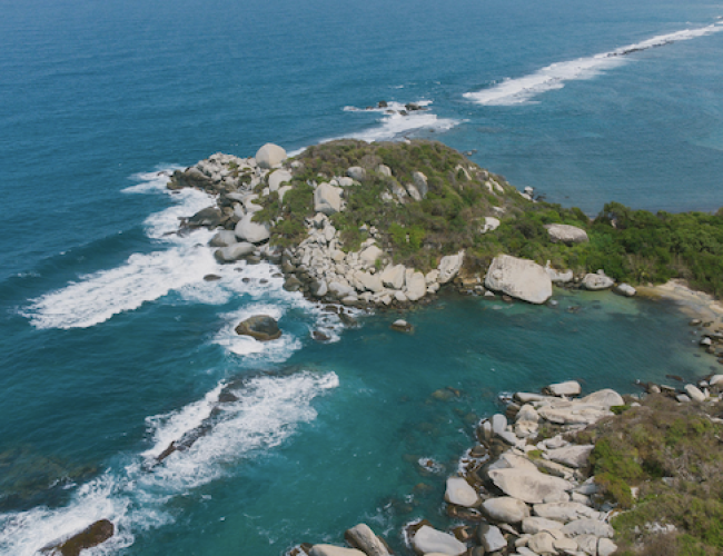 106. playa del tayrona piedras durante bachelorette colombia