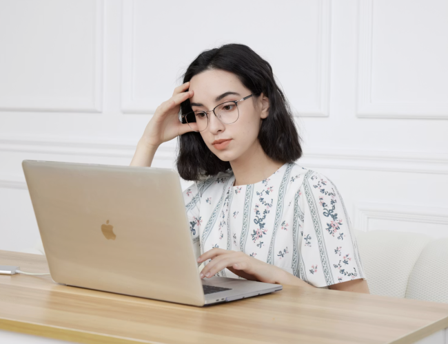 strees woman researching for bachelorette en colombia 127